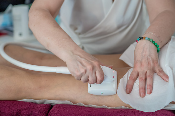 séance-amincissement-LPG-à-montpellier-charline-institut